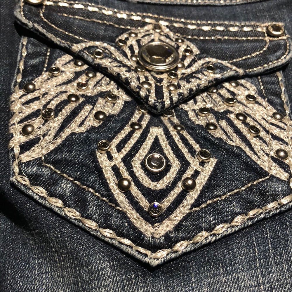 Grace in LA Jeans